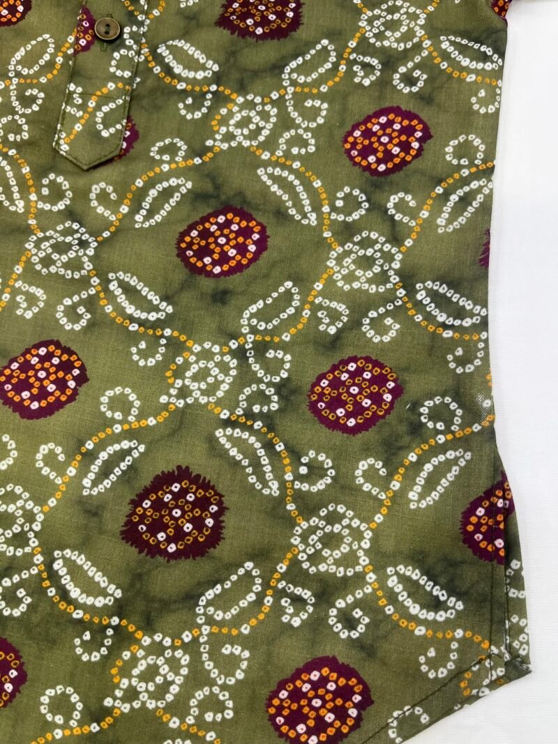 Green Bandhani Kurta with Off-White Pajama for Boys